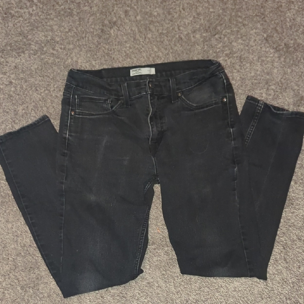 Signature by Levi Strauss Women's Black Straight Leg Jeans